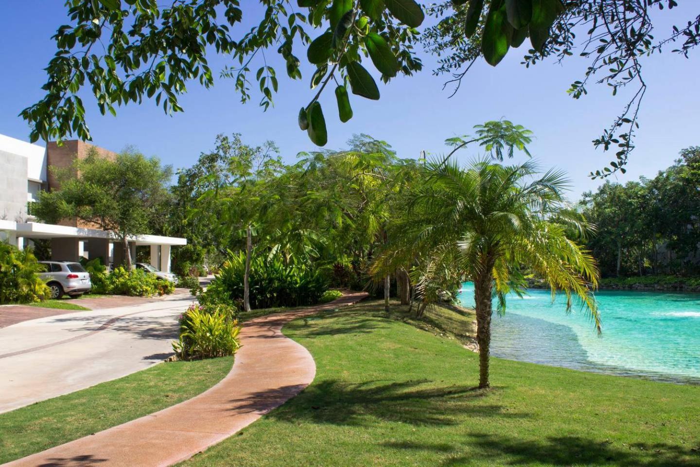 Modern House Surrounded By Nature Mérida Buitenkant foto